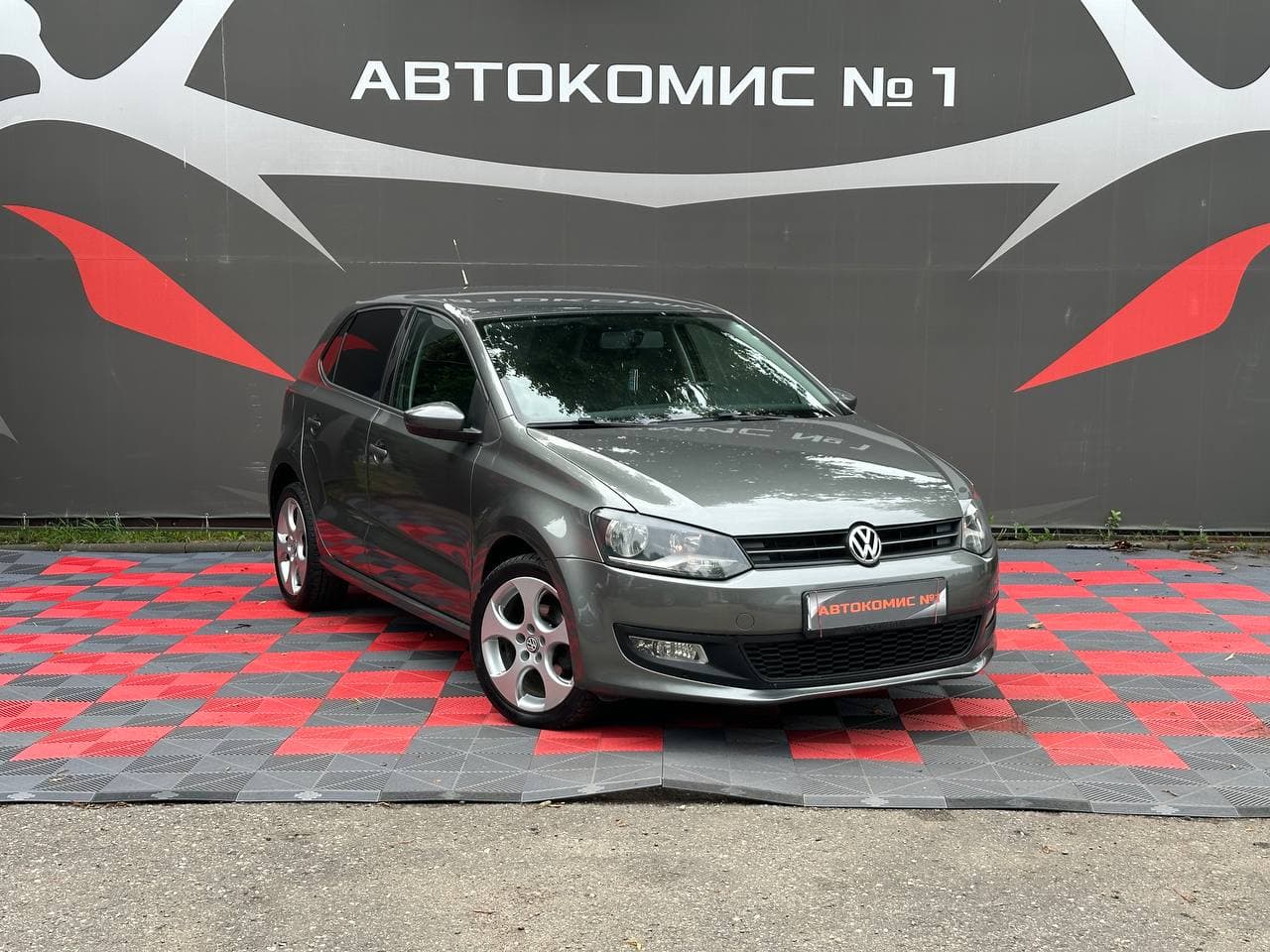 Volkswagen Polo V,
