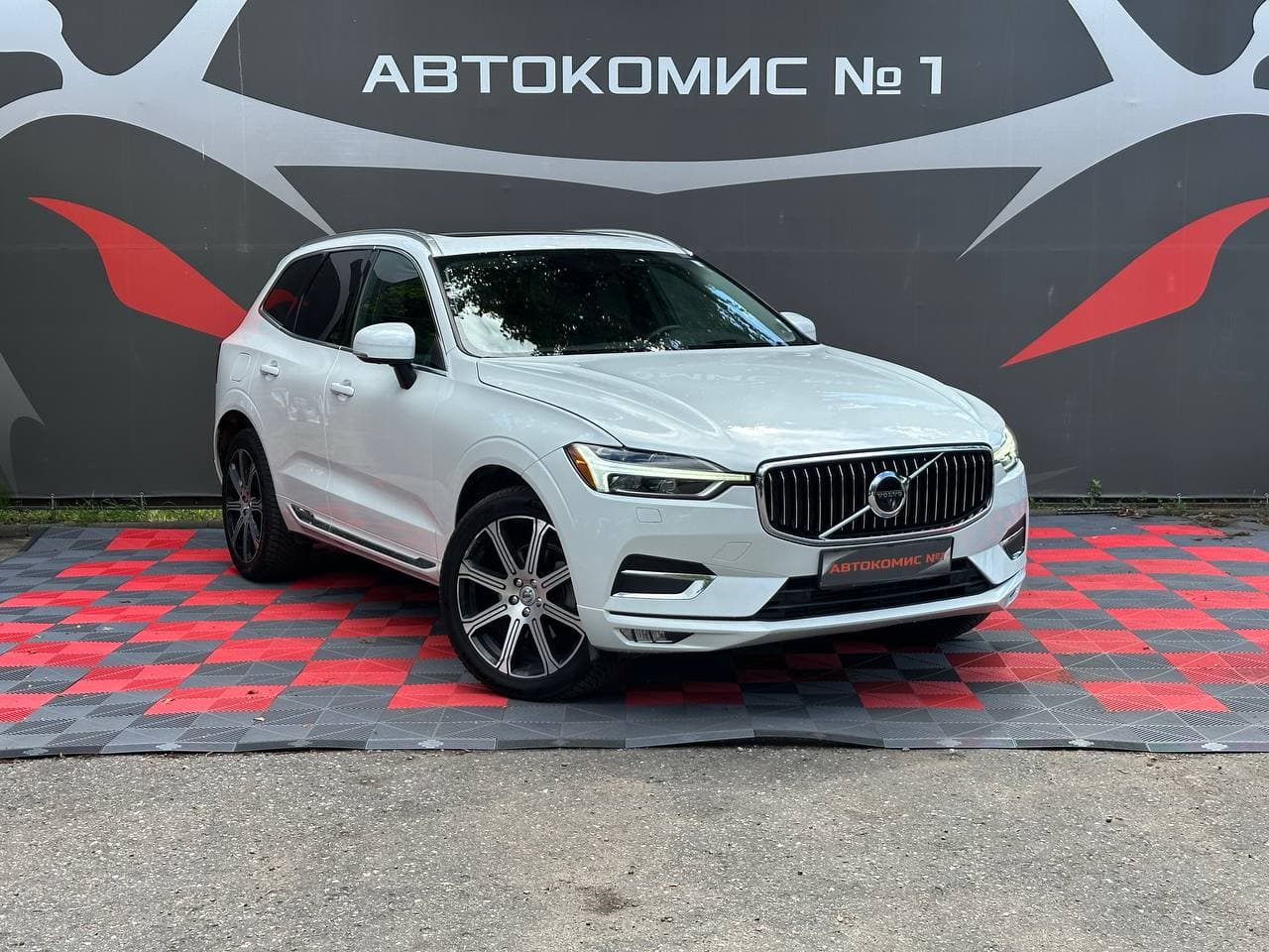 Volvo XC60 II,