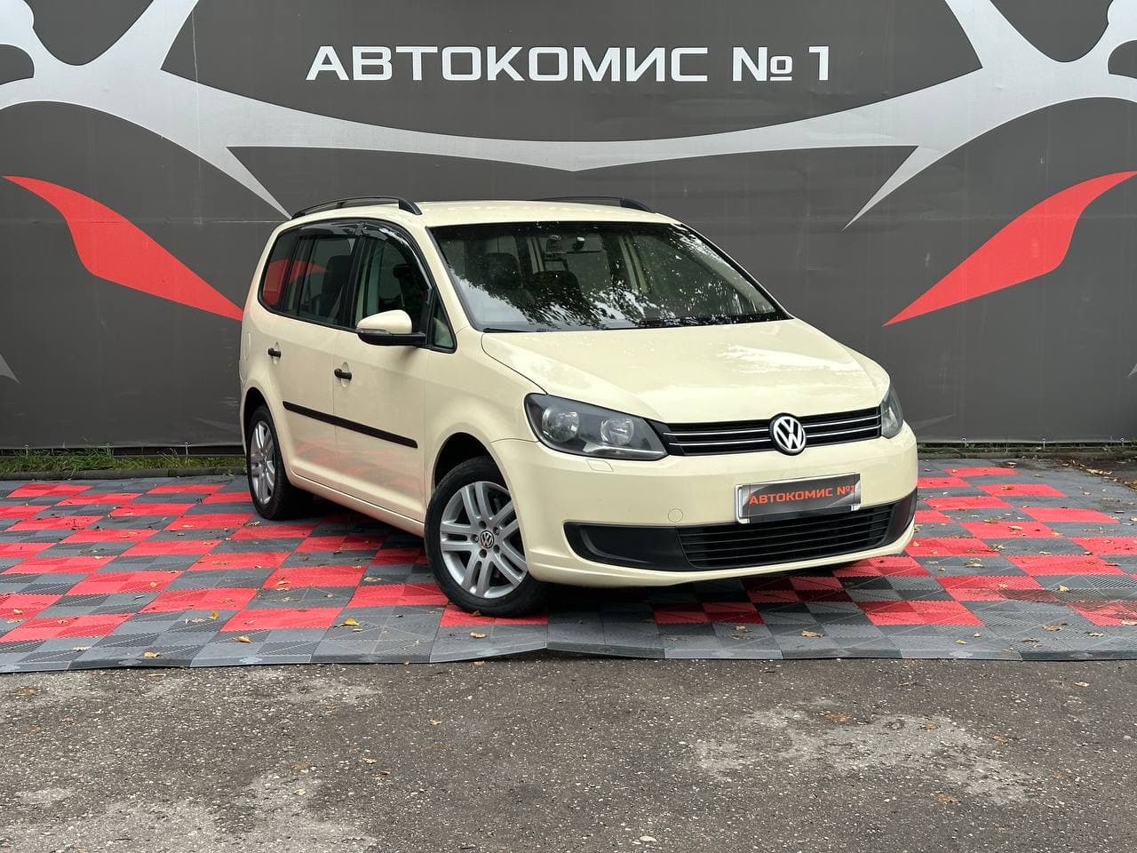 Volkswagen Touran