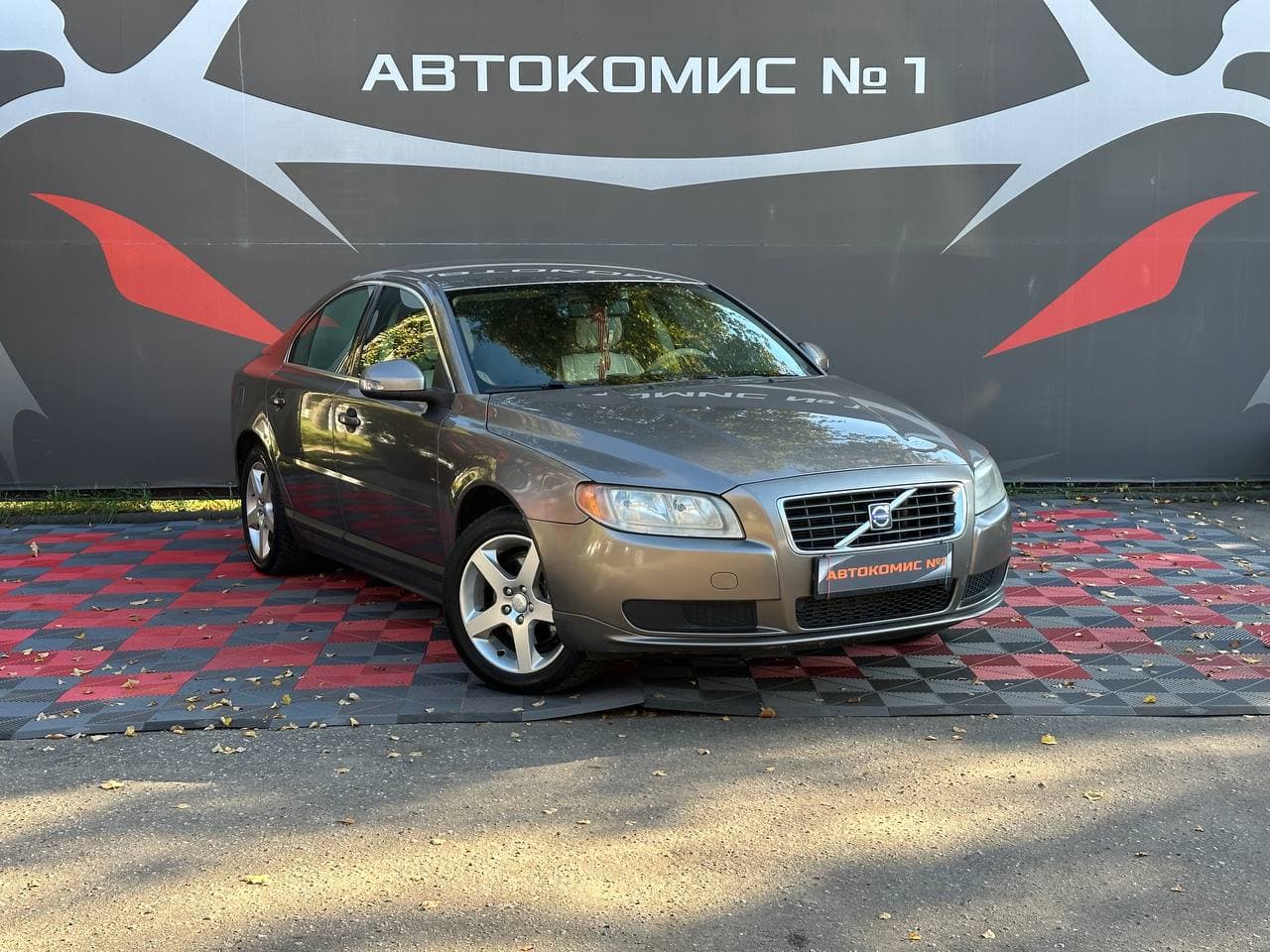 Volvo S80