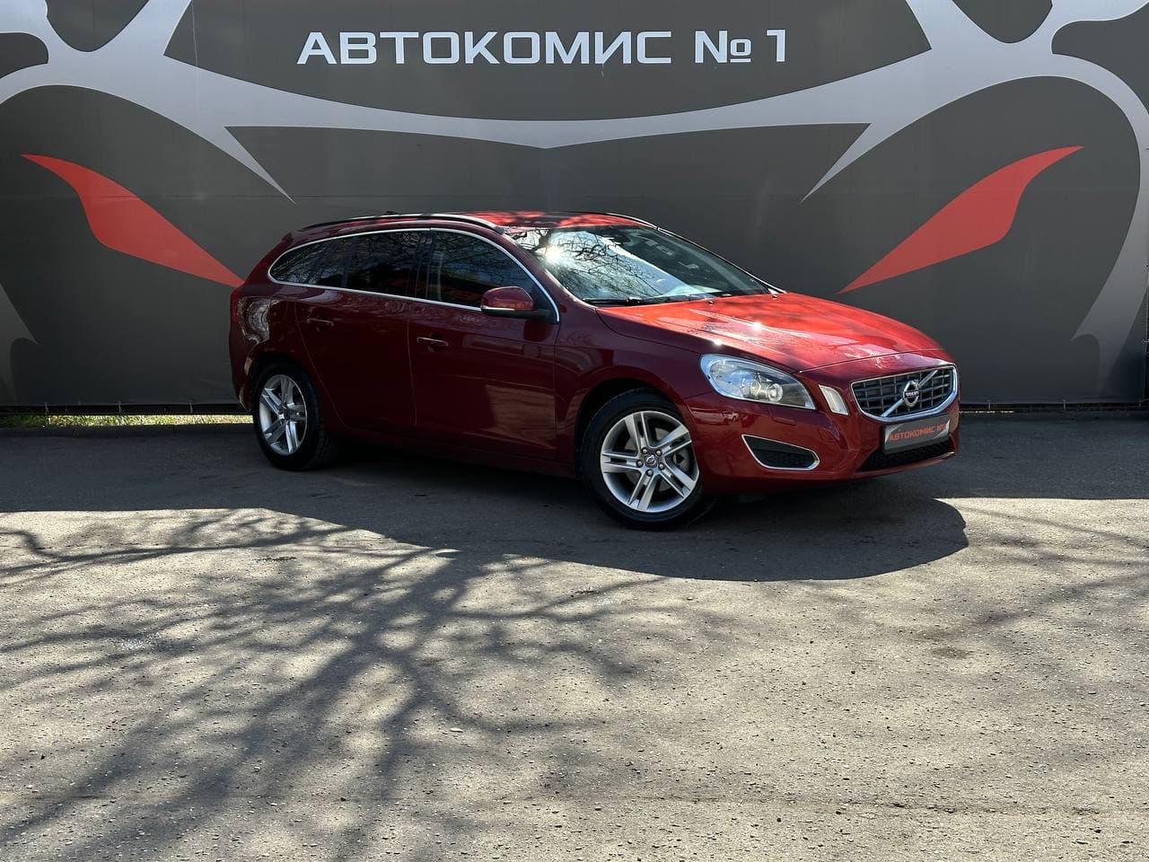 Volvo V60 I