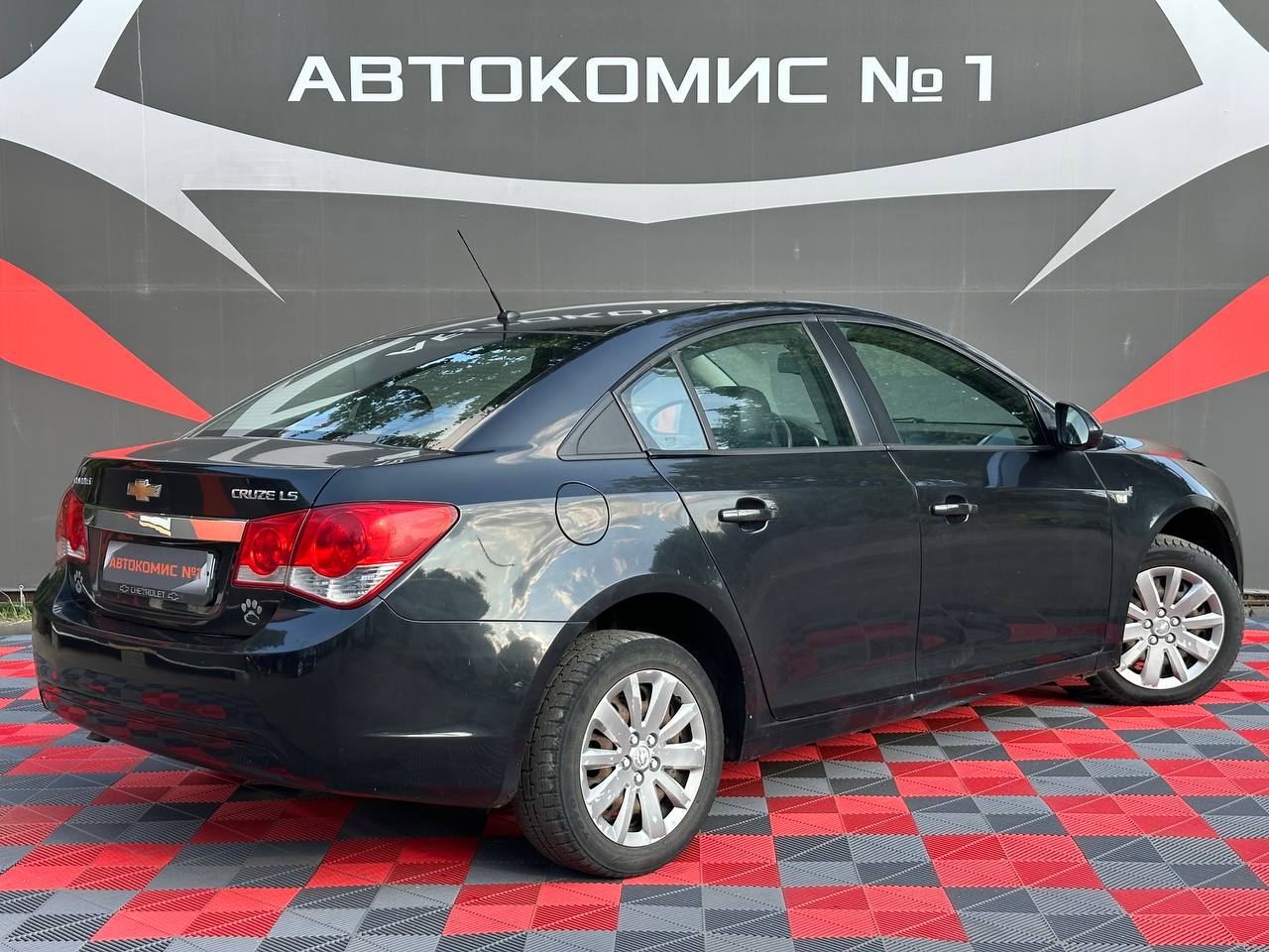  Cruze J300
