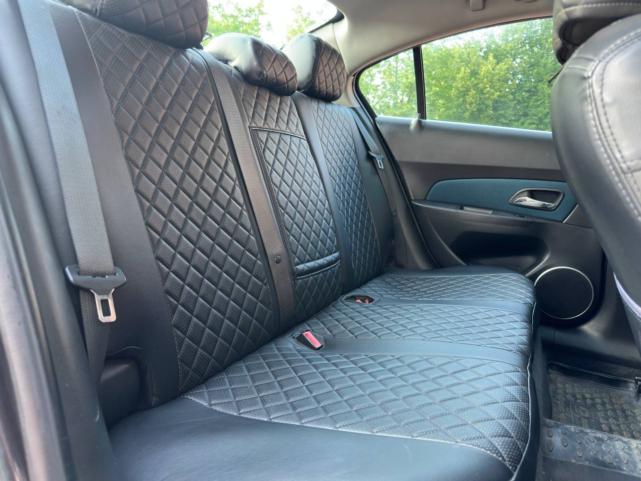  Cruze J300