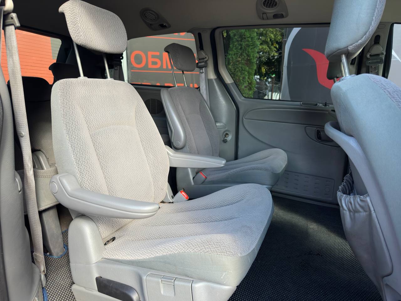  Grand Caravan