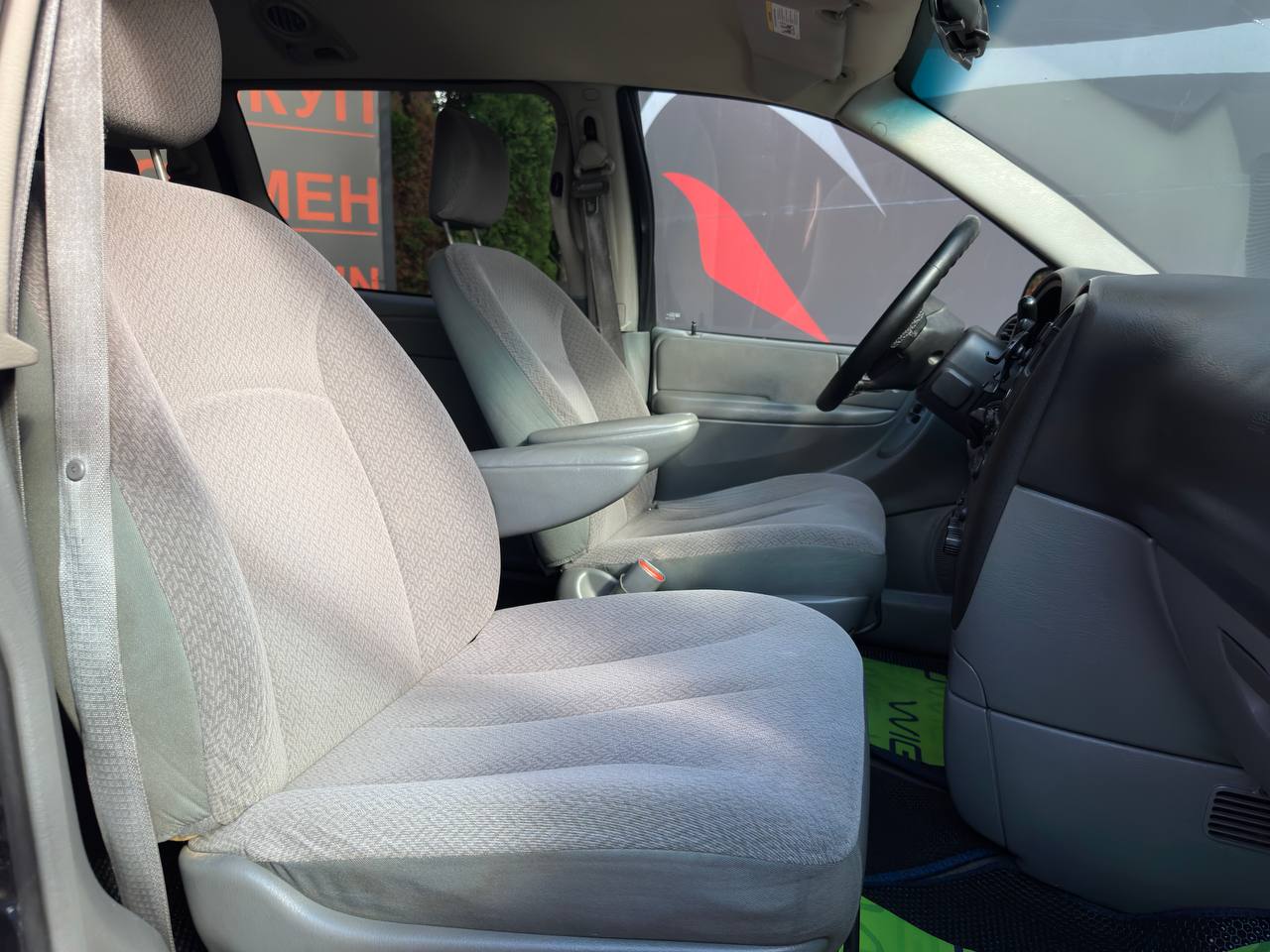  Grand Caravan