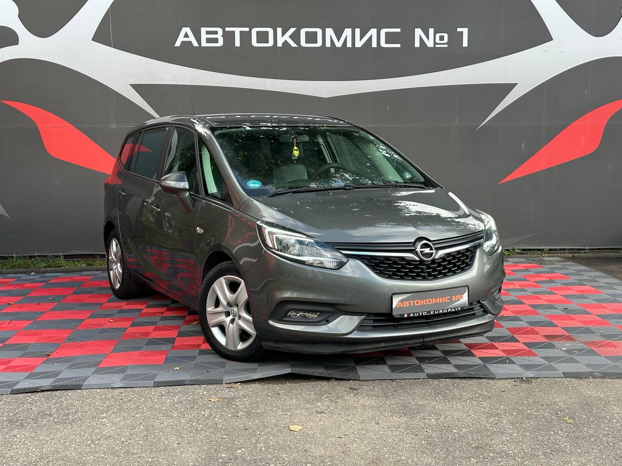  Zafira