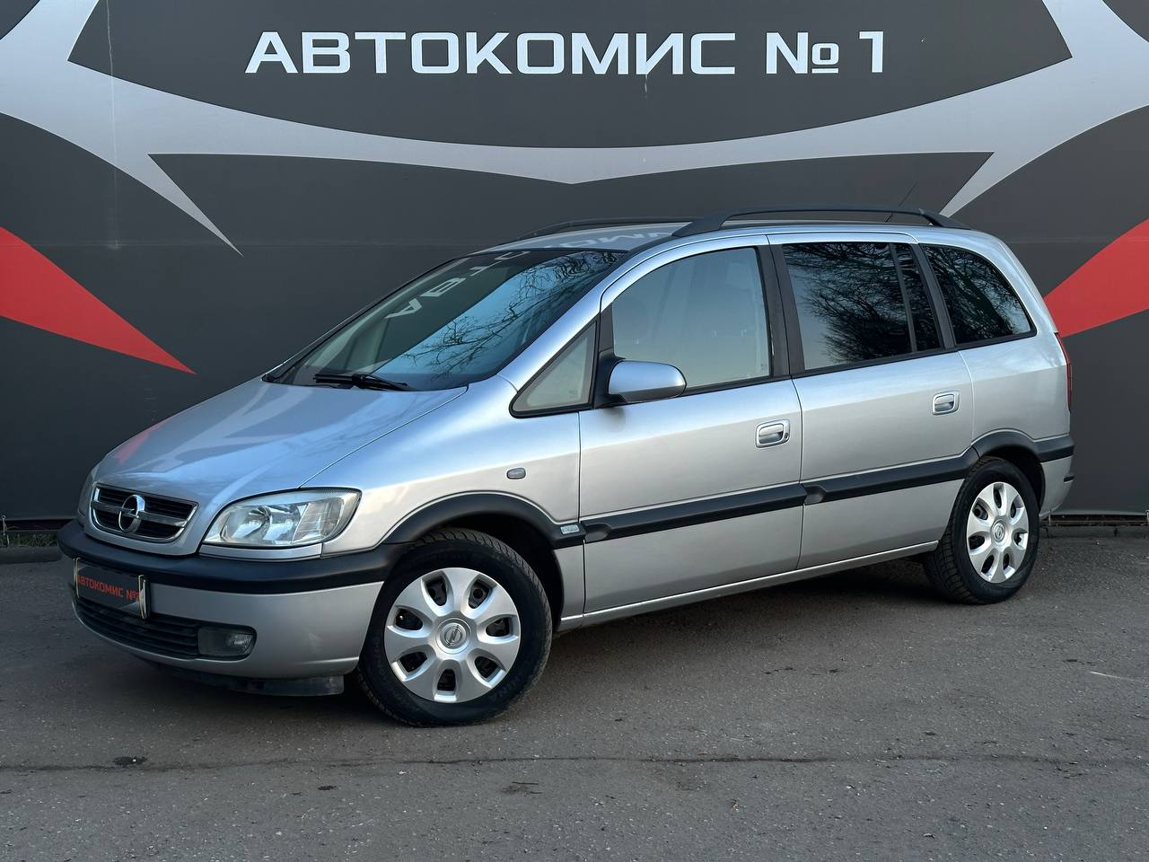  Zafira A · Рестайлинг, 7 мест