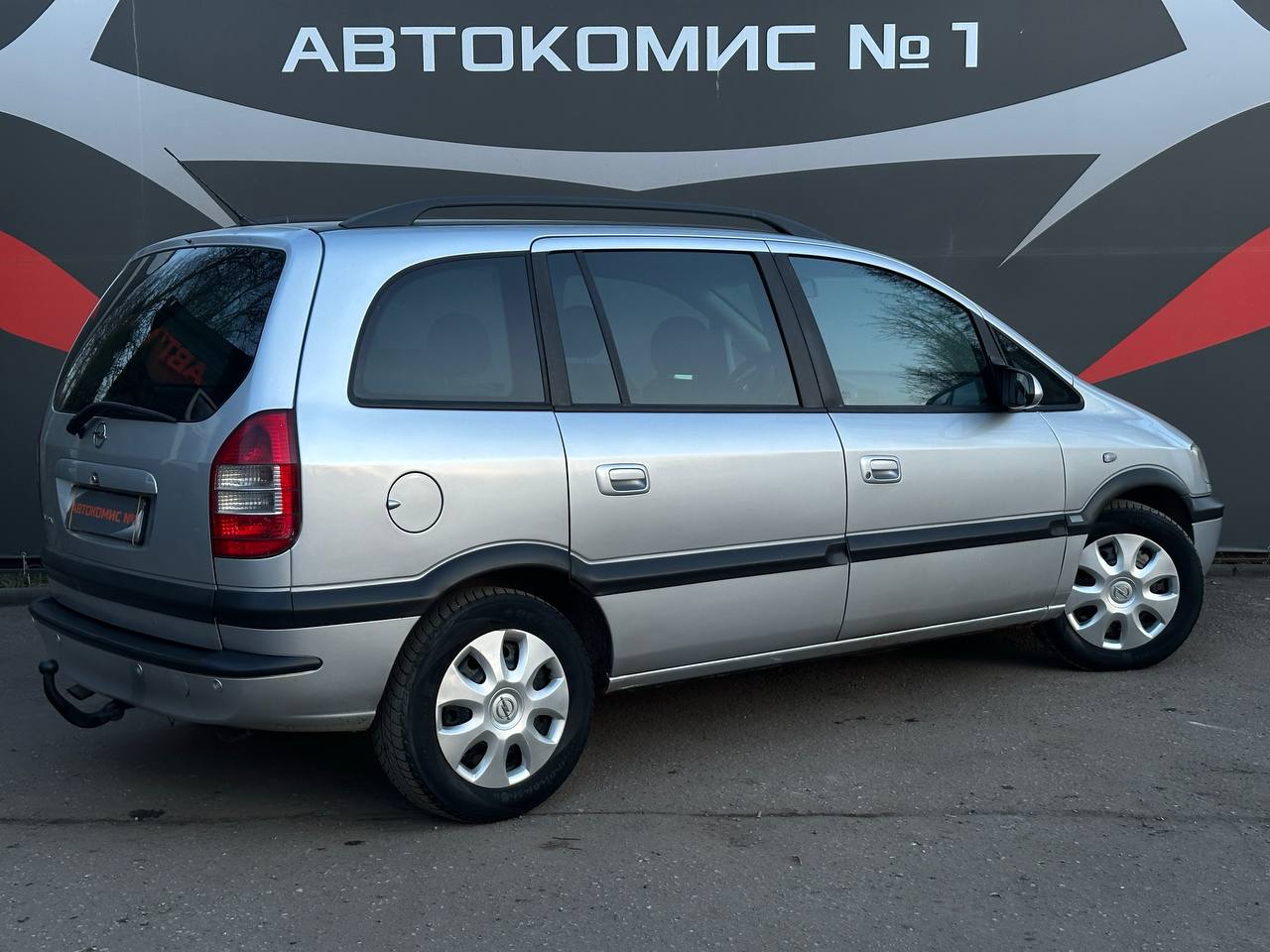  Zafira A · Рестайлинг, 7 мест