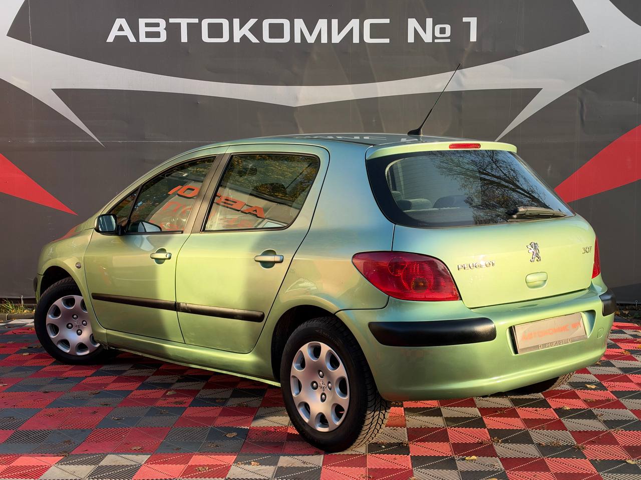 307