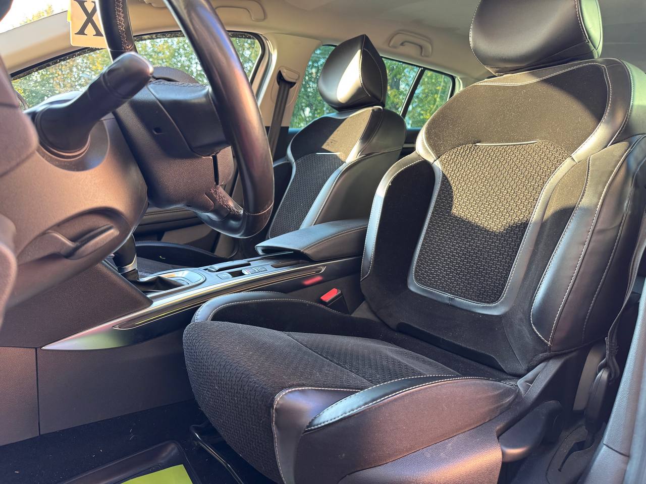  Megane