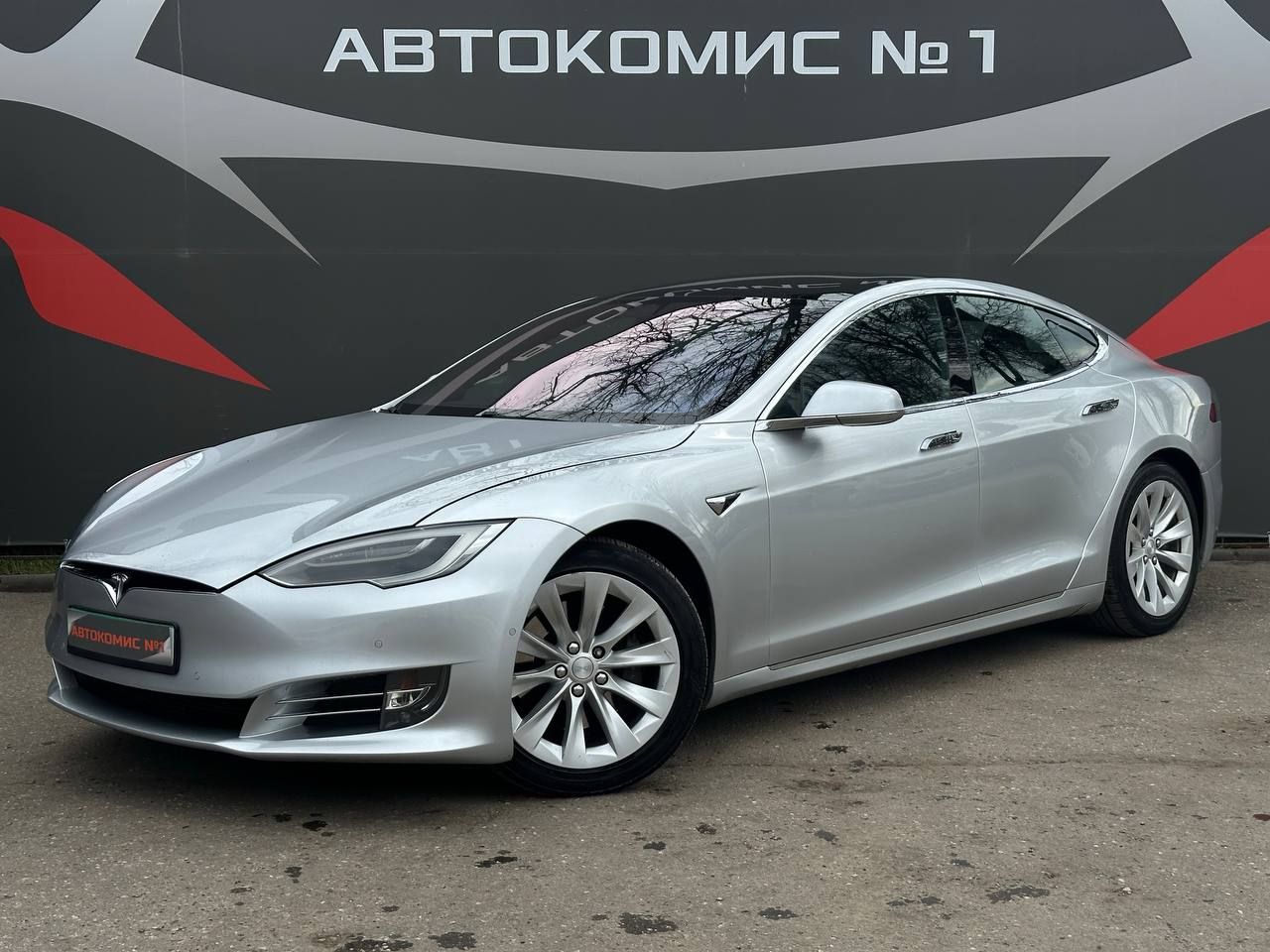  Model S I · Рестайлинг