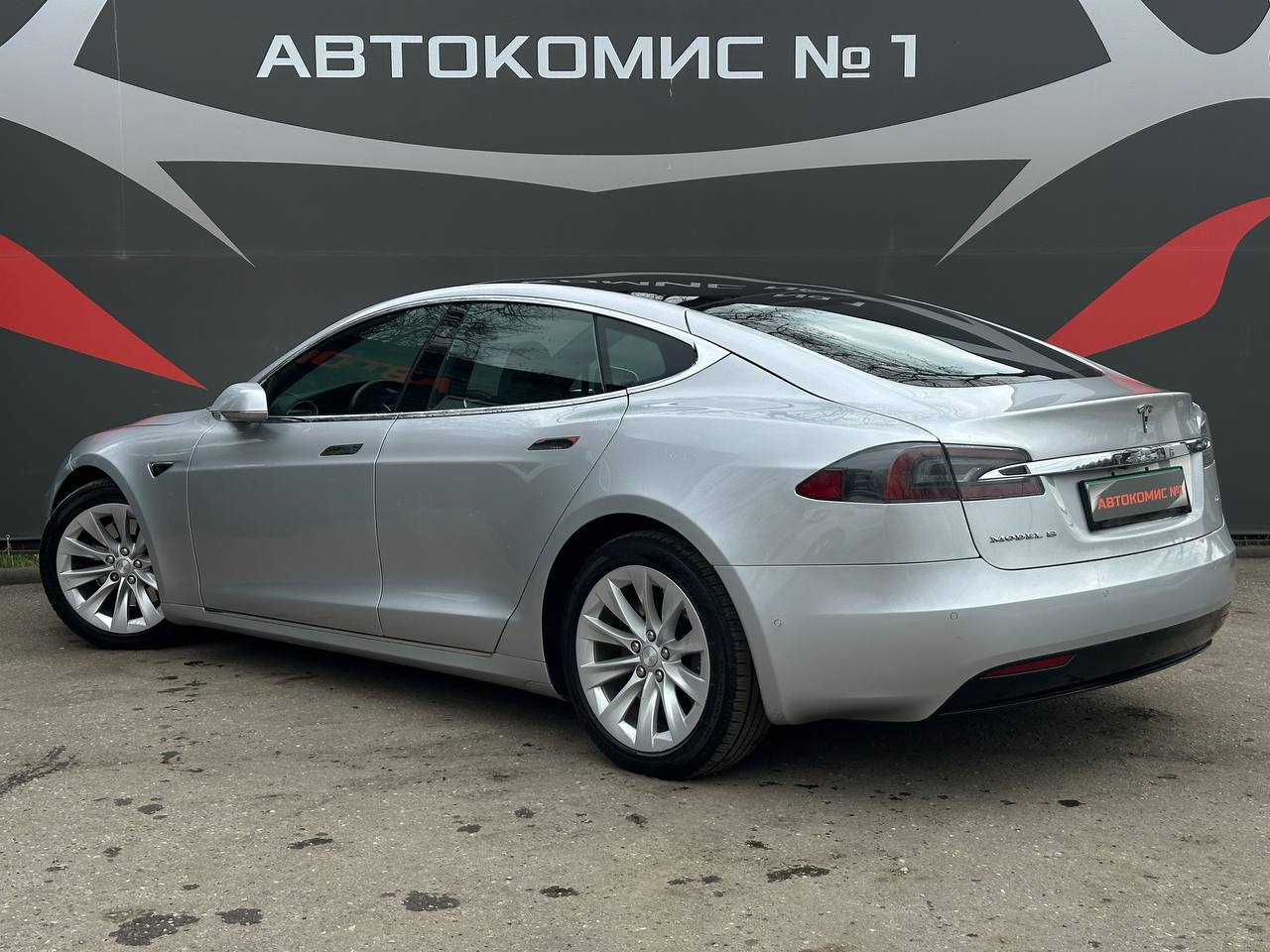  Model S I · Рестайлинг