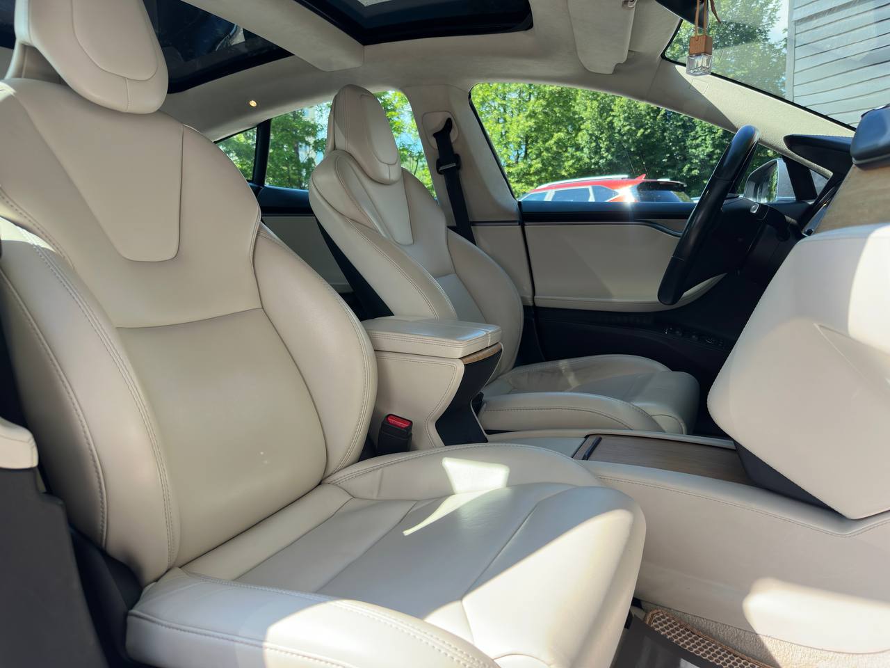  Model S I · Рестайлинг