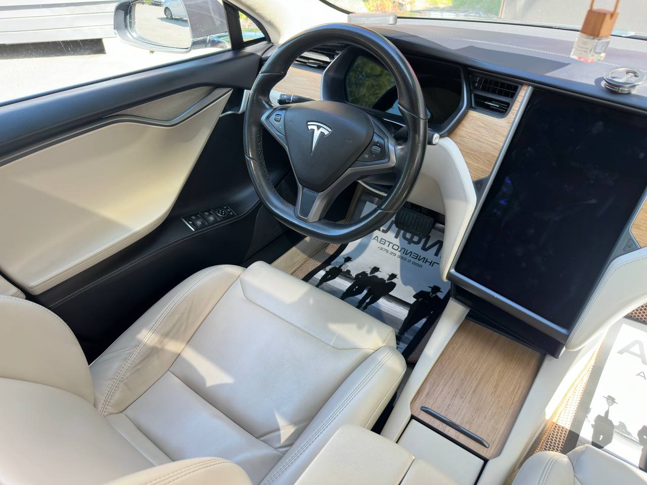  Model S I · Рестайлинг