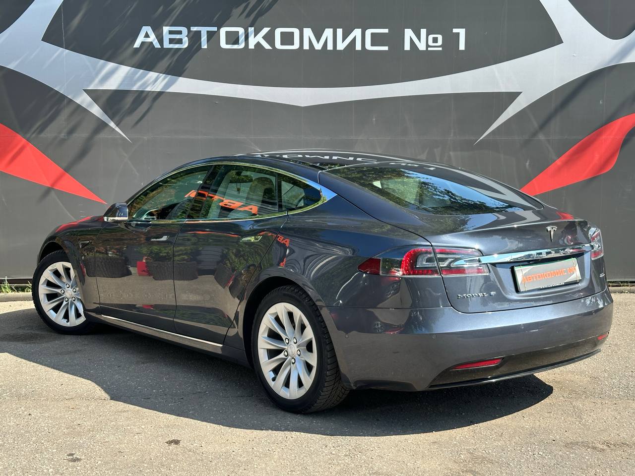  Model S I · Рестайлинг
