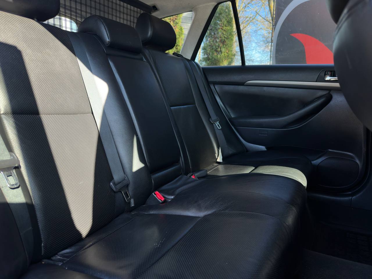 Avensis II (T250) · Рестайлинг