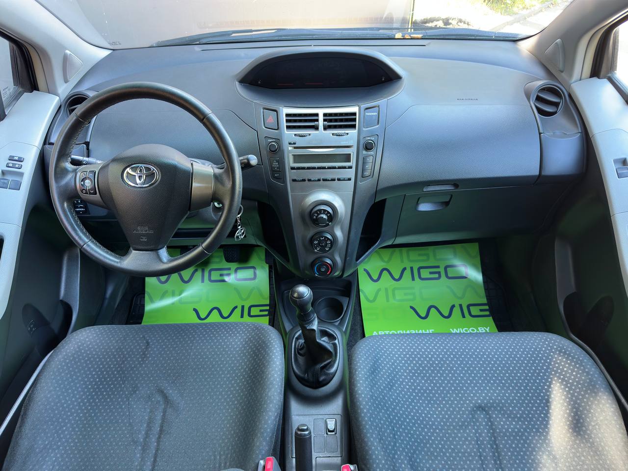  Yaris