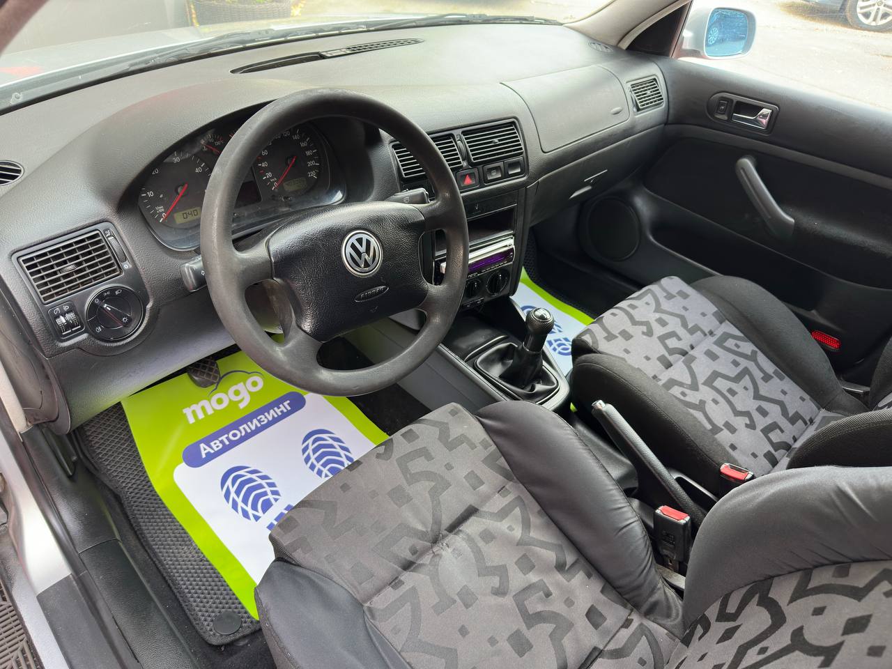  Golf