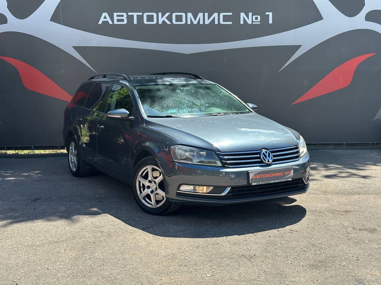Volkswagen Passat B7 (2012)