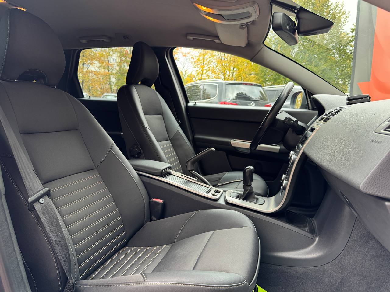  V50